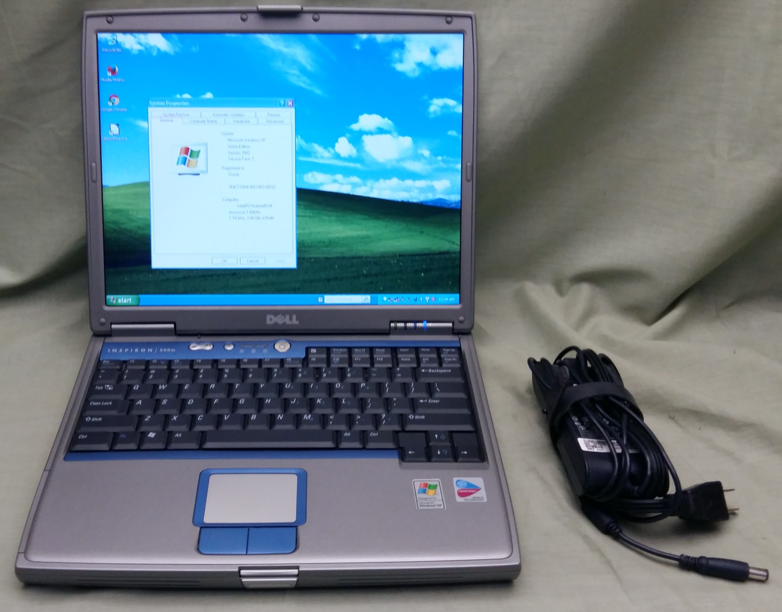 Windows Xp Laptop Dell Inspiron 1gb Intel 141 Wifi Notebook Computer 600m Ebay 7672